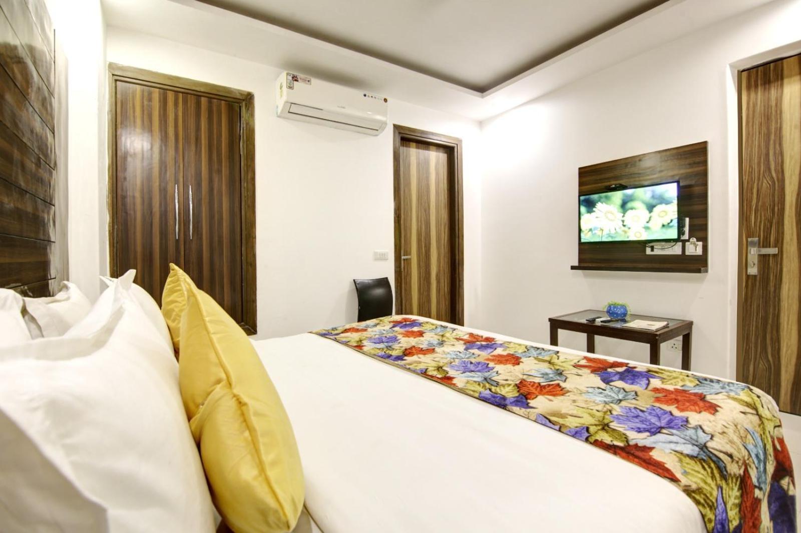Hotel Devrana Delhi Airport New Delhi Buitenkant foto